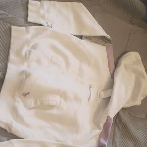 Abercrombie goodies in white with grey and lavender accents